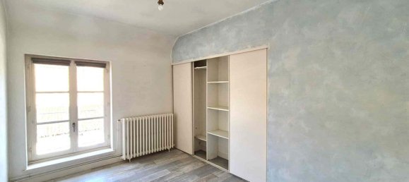 2 bedrooms Apartment in Chalon-sur-Saone, France No. 291560 6