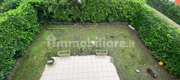 3 bedrooms Villa in Rodano, Italy No. 48287 3