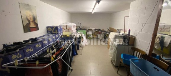 3 bedrooms Villa in Rodano, Italy No. 48287 27