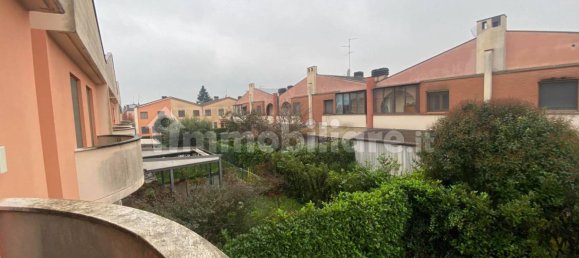 3 bedrooms Villa in Rodano, Italy No. 48287 6