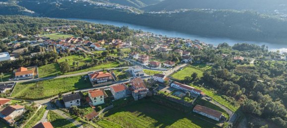 4 bedrooms House in Penafiel, Portugal No. 22729 38