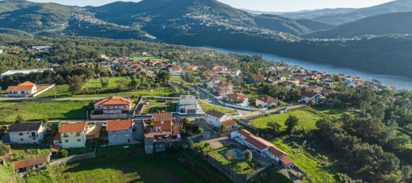 4 bedrooms House in Penafiel, Portugal No. 22729 36