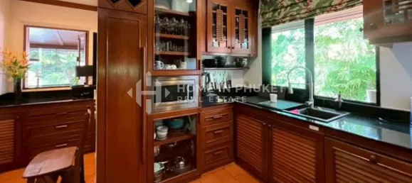 3 chambres house à vendre à Nai Harn Beach, Phuket, Southern Thailand, Thailand № 85523 14