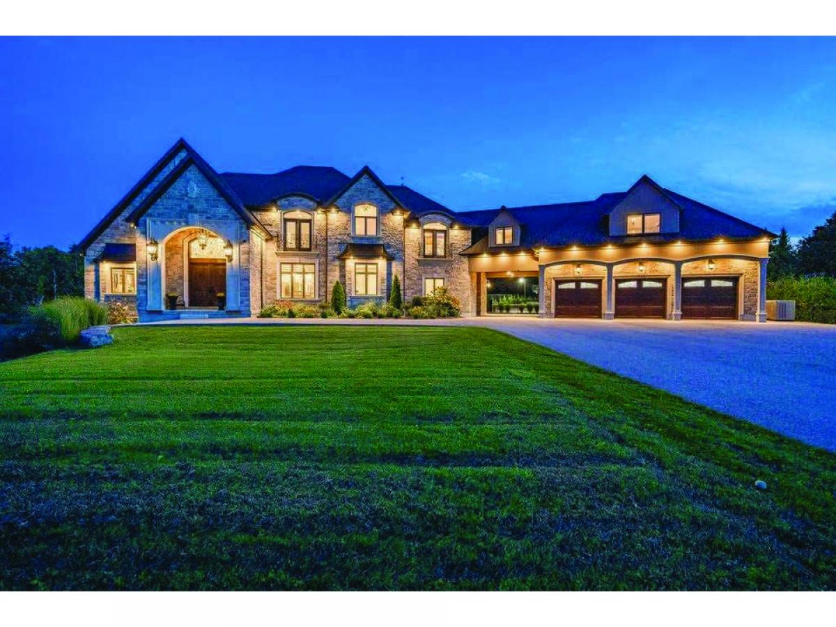 4 bedrooms House in Puslinch, Canada No. 1024