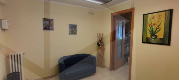 2 rooms Commercial property in San Giovanni Rotondo, Italy No. 17313 18