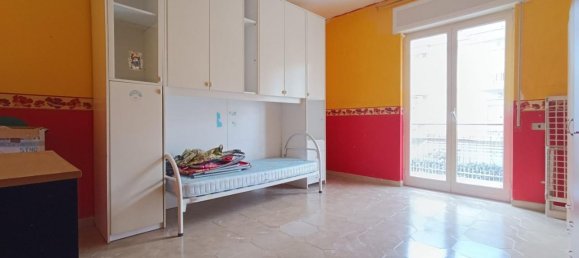 4 rooms Building in Qualiano, Italy No. 42576 5