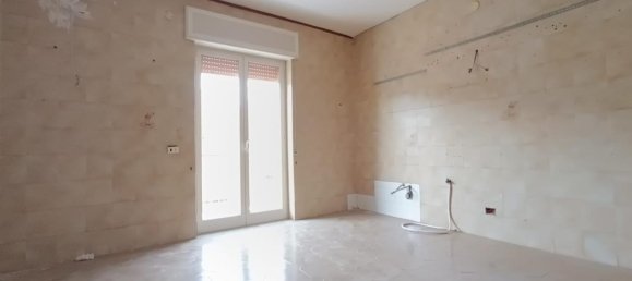4 rooms Building in Qualiano, Italy No. 42576 11