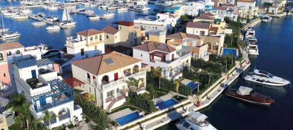 3 bedrooms Villa in Limassol, Cyprus No. 20140 3