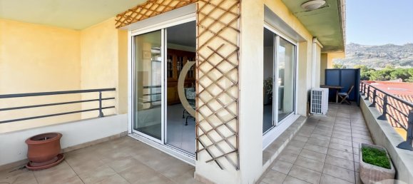 3 chambres Appartement à Calvi, France No. 210683 2