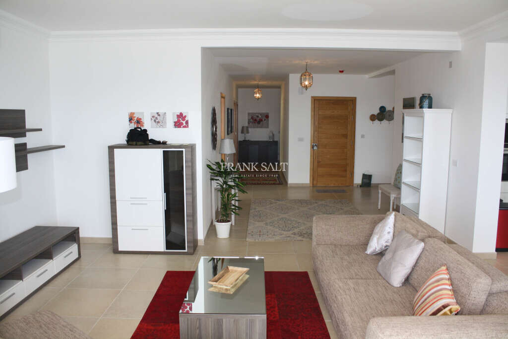 Apartamento de 3 dormitorios en Sliema, Malta No. 9051