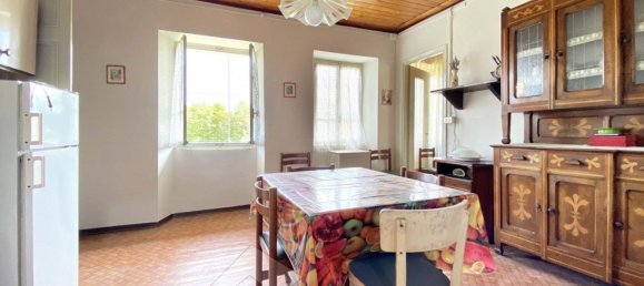 8 rooms House in Quarna Sopra, Italy No. 111195 9