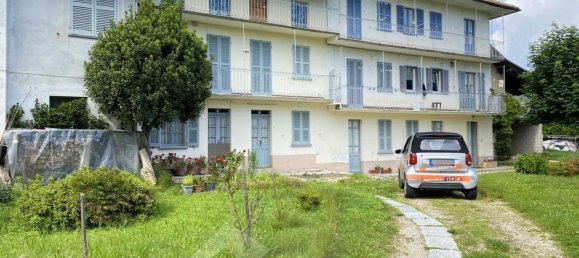 8 rooms House in Quarna Sopra, Italy No. 111195 2