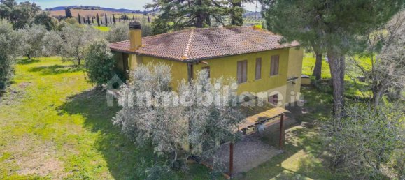 Дом с 4 спальнями в Гроссето, Италия № 19388 12