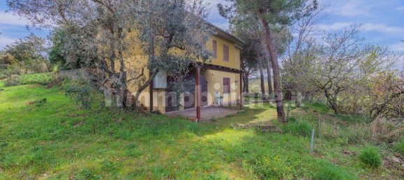 Дом с 4 спальнями в Гроссето, Италия № 19388 15