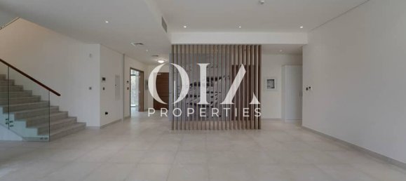 4 bedrooms Villa in Yas Island, UAE No. 20558 11