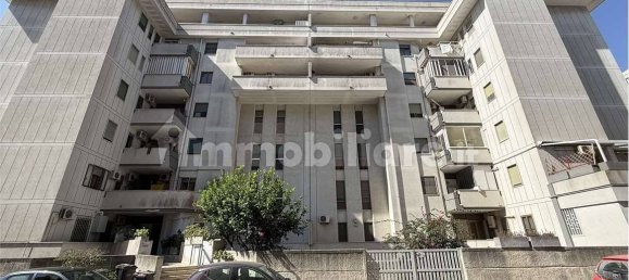3 bedrooms Penthouse in Brindisi, Italy No. 291261 2