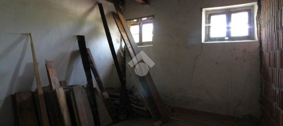 2 bedrooms House in Vittorio Veneto, Italy No. 89937 8