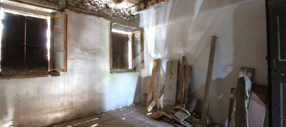 2 bedrooms House in Vittorio Veneto, Italy No. 89937 7