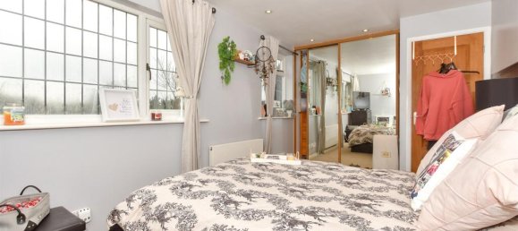 4 bedrooms House in Essex, United Kingdom No. 3965 8