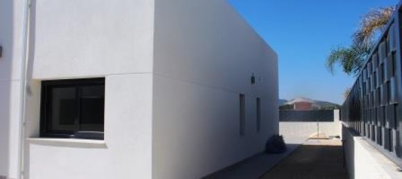 3 Schlafzimmer Villa in Aspe, Spain, Nr. 9202 5