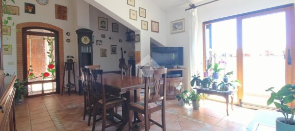 4 rooms Apartment in Mosciano Sant'Angelo, Italy No. 269951 3
