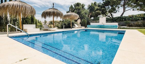 Дом с 5 спальнями в Эстепона, Испания № 146043 2