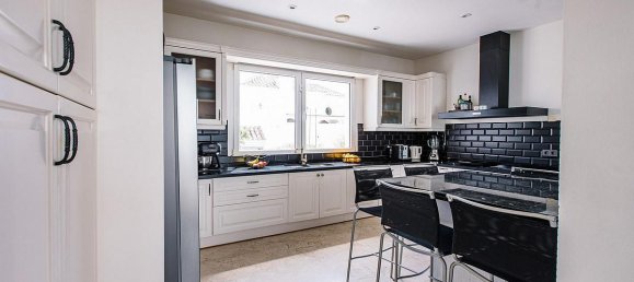 Дом с 5 спальнями в Эстепона, Испания № 146043 10