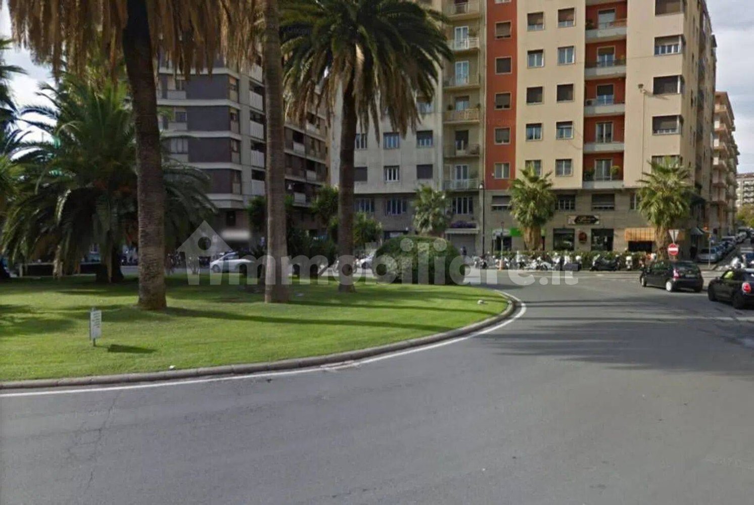 1غرفة عقار تجاري في Savona, Italy رقم 170323