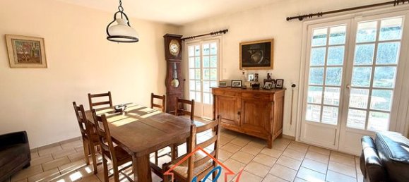 4 bedrooms House in Yonne, France No. 359696 4