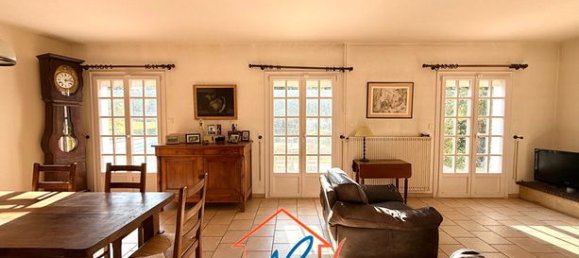 4 bedrooms House in Yonne, France No. 359696 5