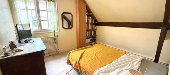 4 bedrooms House in Yonne, France No. 359696 11