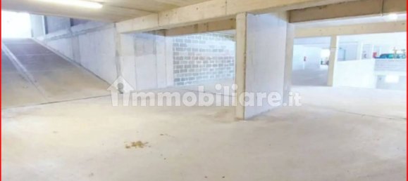 مرآب في Campodolcino, Italy 14متر مربع رقم 100863 8