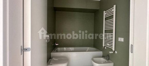 3 Schlafzimmer Penthouse in Rho, Italy, Nr. 363506 24