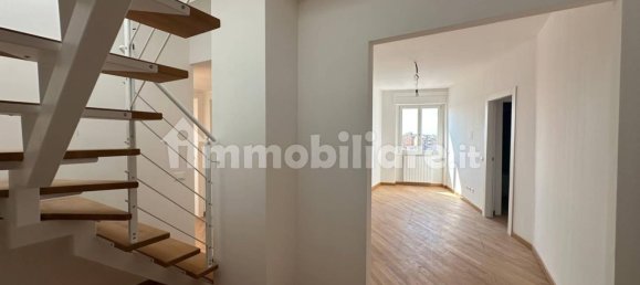 3 Schlafzimmer Penthouse in Rho, Italy, Nr. 363506 20