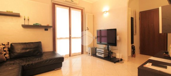 3 rooms Apartment in Brandizzo, Italy No. 18041 5