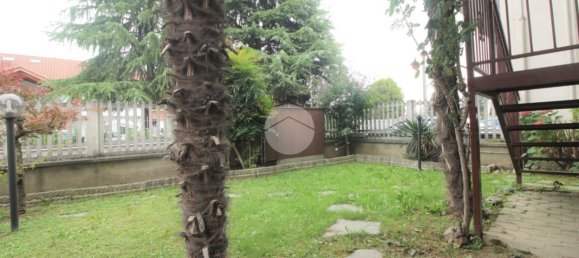 3 rooms Apartment in Brandizzo, Italy No. 18041 3