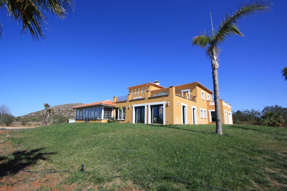 Villa T6 em Pedreguer, Spain N.º 13673