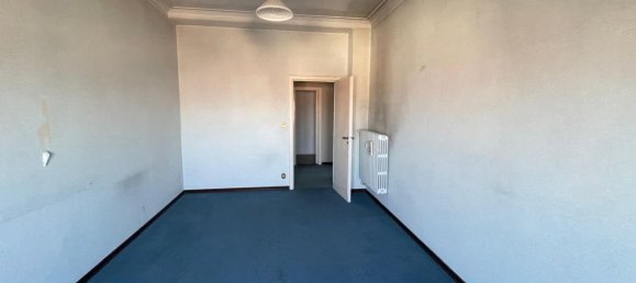4 rooms Apartment in Vercelli, Italy No. 110463 4