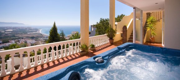 4 Schlafzimmer Villa in Nerja, Spain, Nr. 107793 4