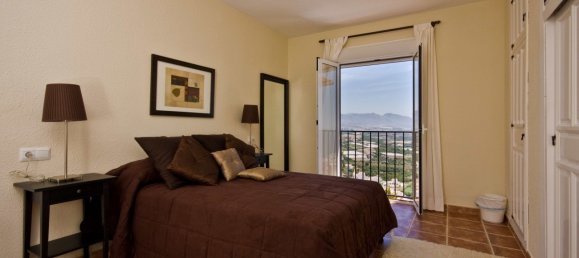 4 Schlafzimmer Villa in Nerja, Spain, Nr. 107793 5