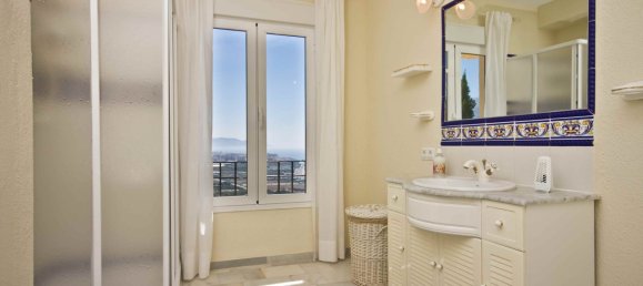 4 Schlafzimmer Villa in Nerja, Spain, Nr. 107793 21