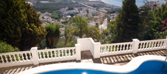 4 Schlafzimmer Villa in Nerja, Spain, Nr. 107793 10