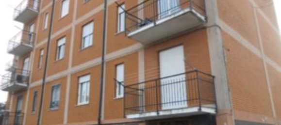 3 rooms Apartment in Cambiago, Italy No. 14052 3