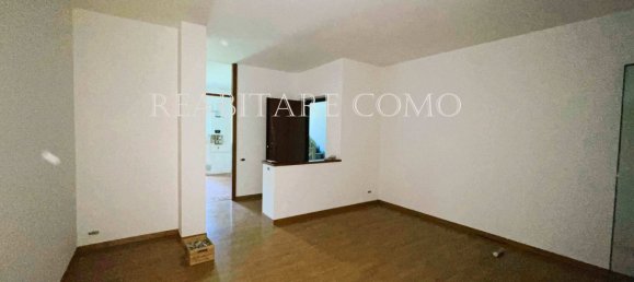 2 bedrooms Apartment in Lipomo, Italy No. 82168 4