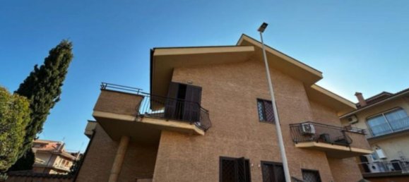 4-salle Appartement à Rome, Italy No. 189971 21