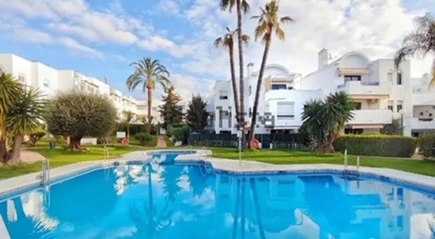 2 bedrooms Apartment in Estepona, Spain No. 151802
