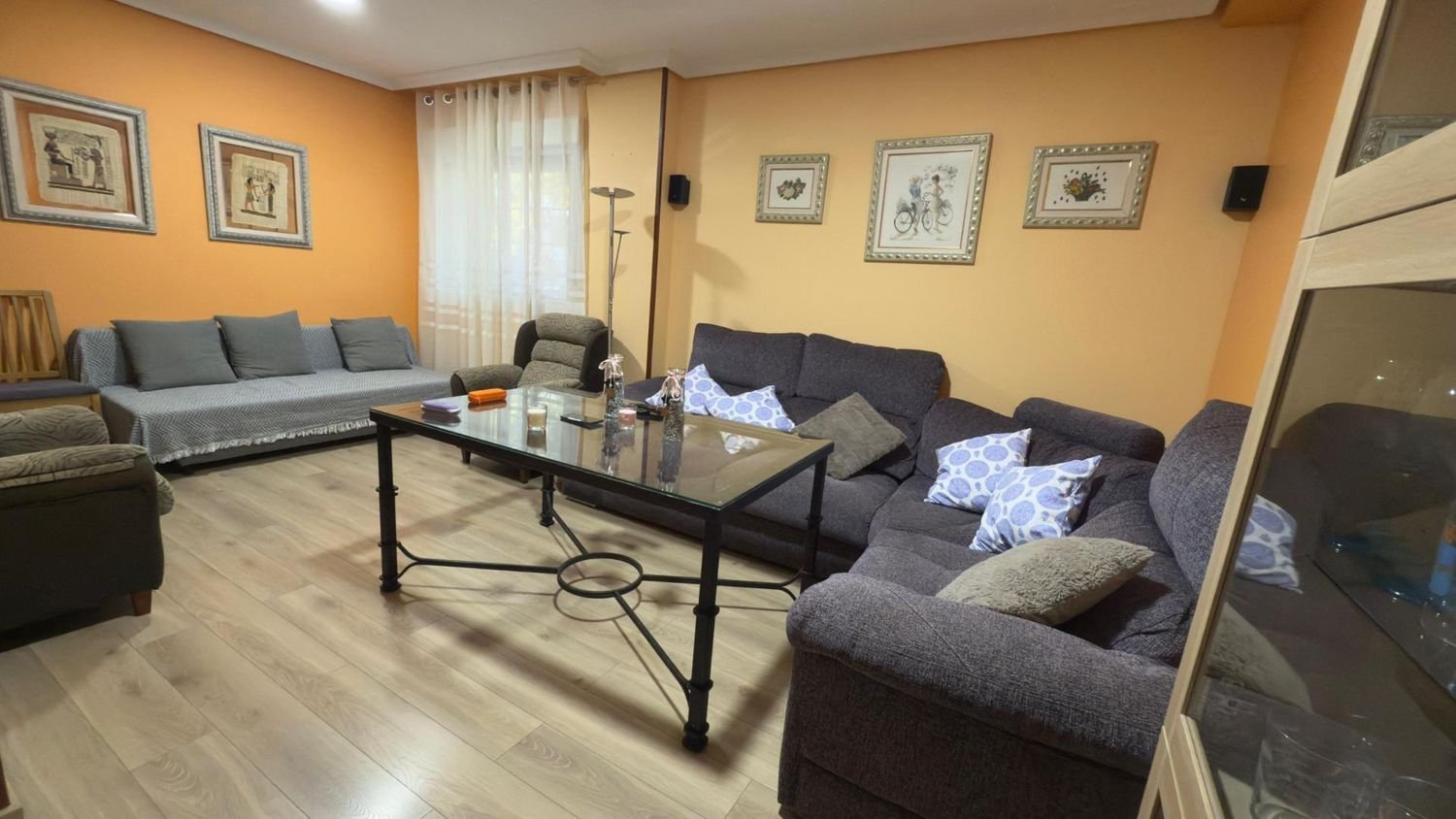 3 غرف نوم شقة في Badajoz, Spain رقم 195052