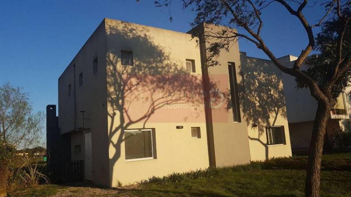 3 غرف نوم منزل في Tigre, Argentina رقم 79538