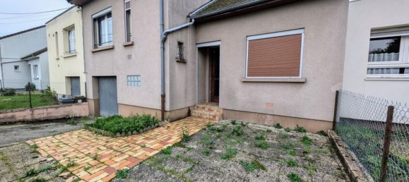 Villa de 3 dormitorios en Laon, France No. 210165 9