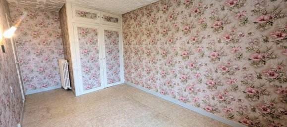 Villa de 3 dormitorios en Laon, France No. 210165 6